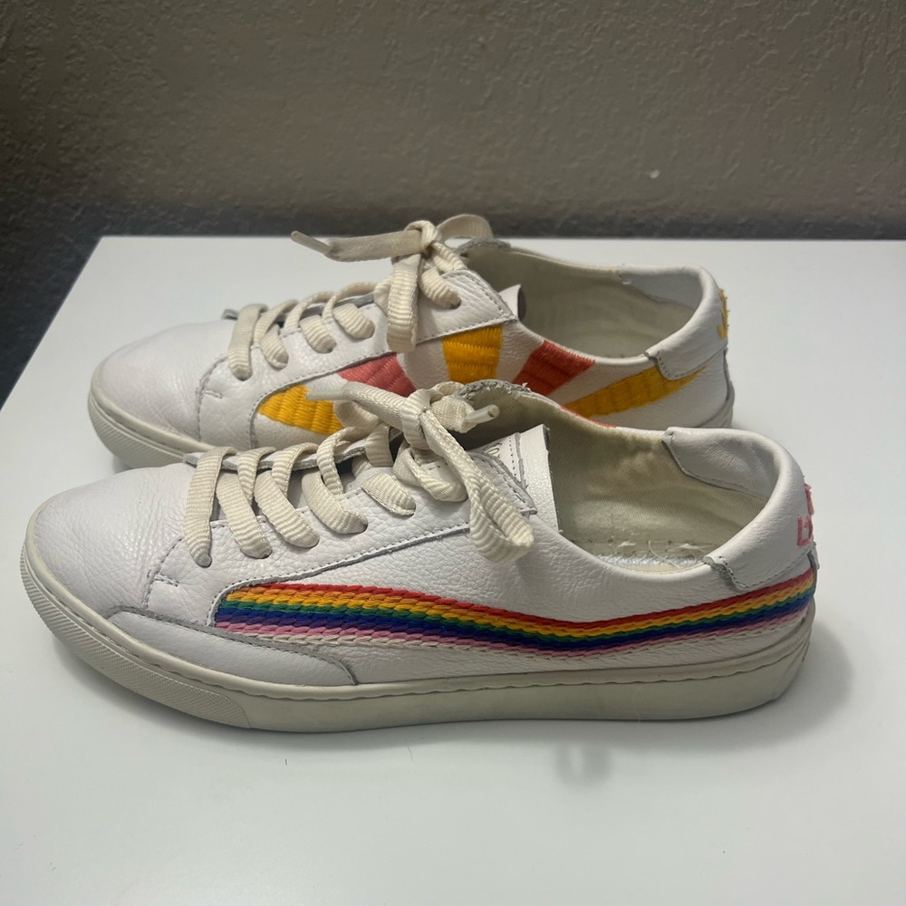 Soludos Women's Good Vibes Rainbow Wave White Sneakers Shoes Sz 8.5 US - Picture 2 of 11